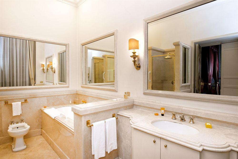 Residenza Ruspoli Bonaparte Rome Luaran gambar