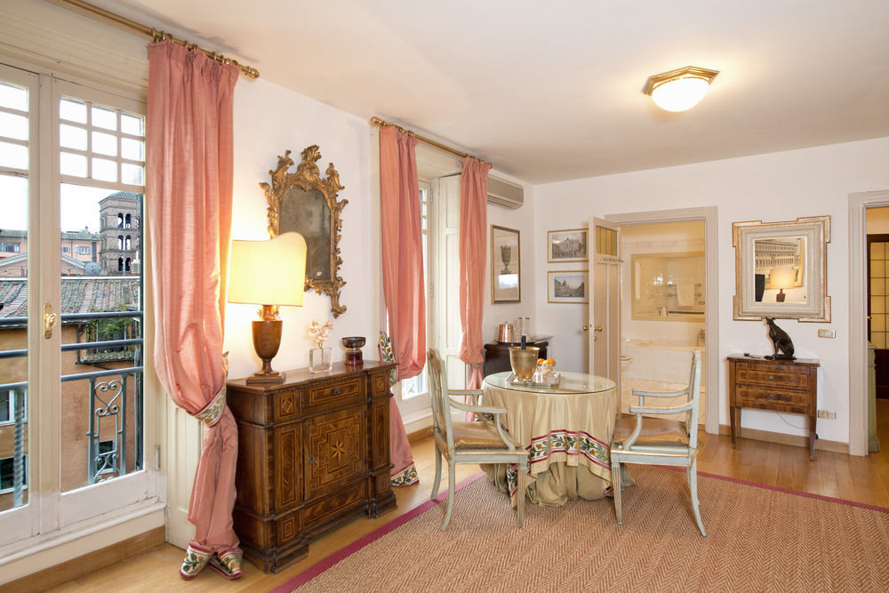 Residenza Ruspoli Bonaparte Rome Luaran gambar