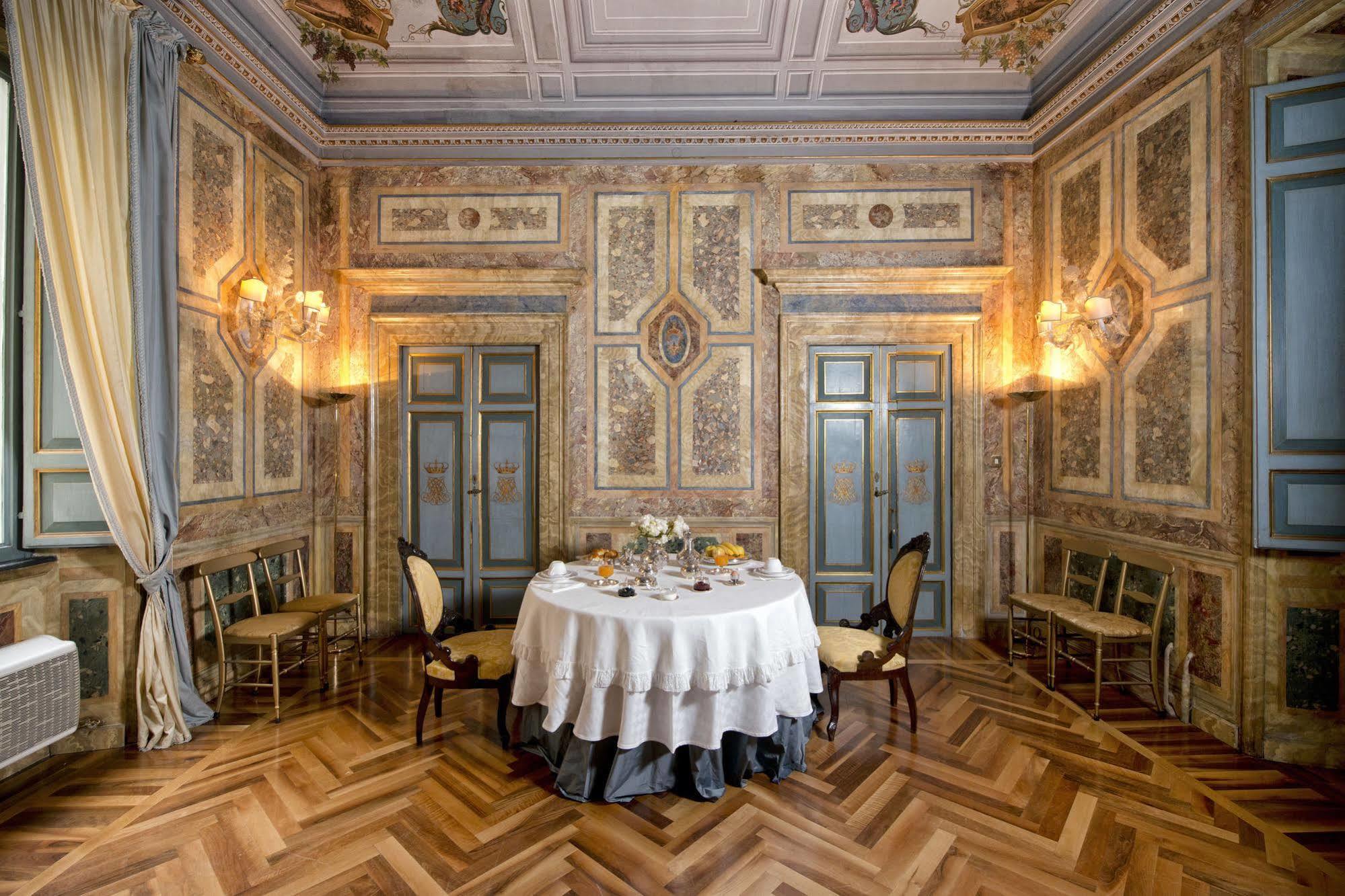 Residenza Ruspoli Bonaparte Rome Luaran gambar